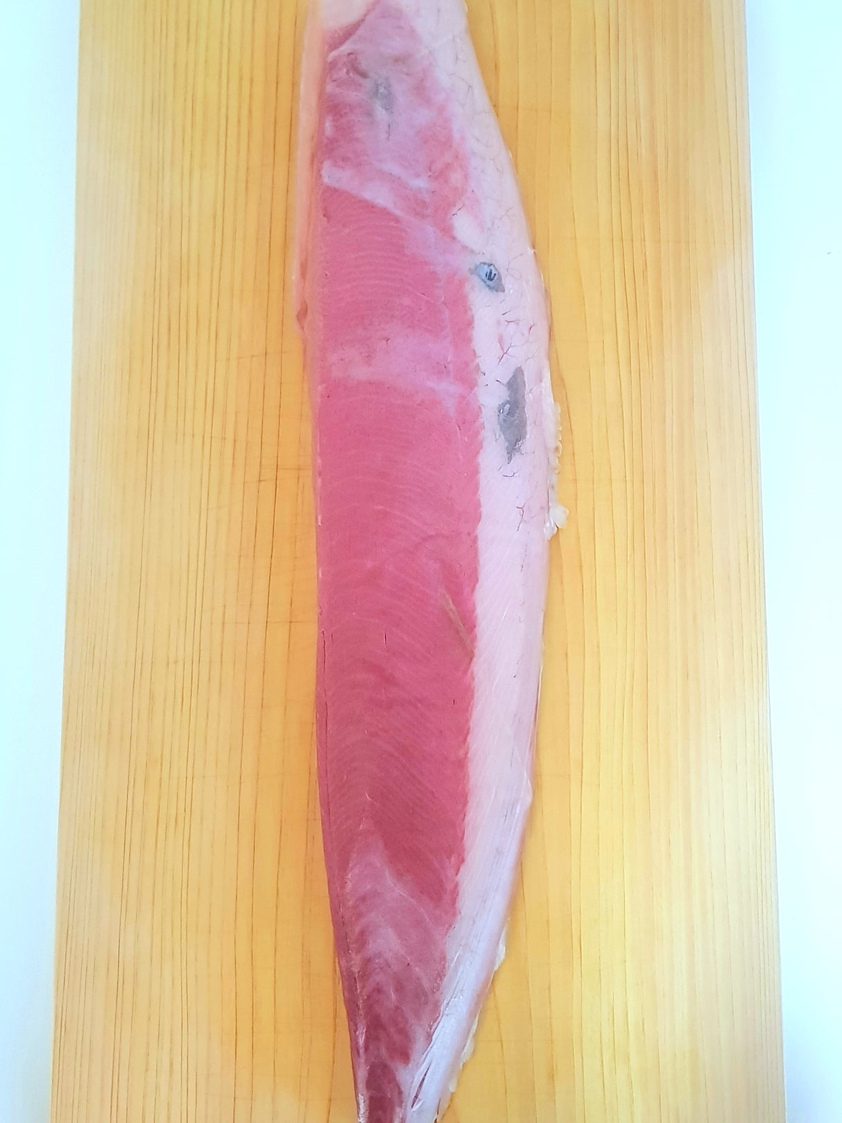 Sashimi Grade Buri, Amberjack Loin (400-600g)