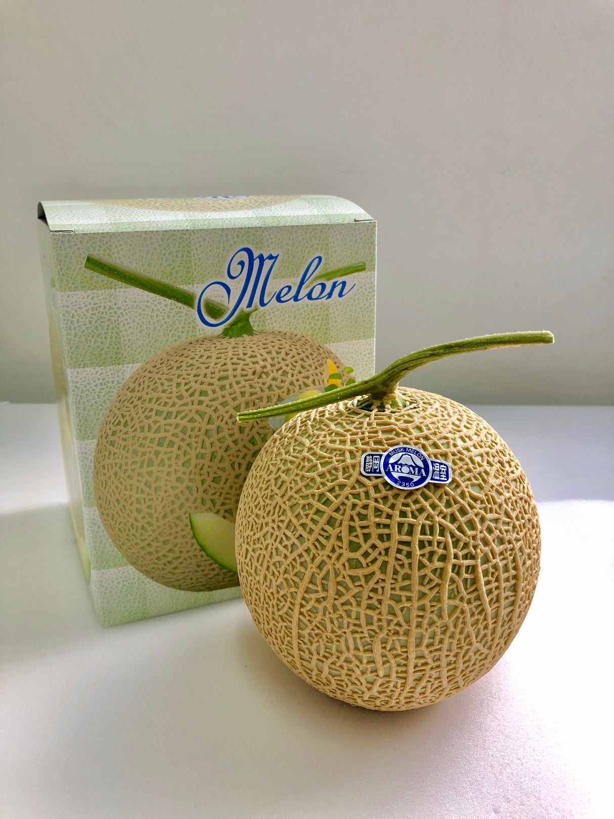 Premium Grade Shizuoka Musk Melon (1.3-1.5kg)