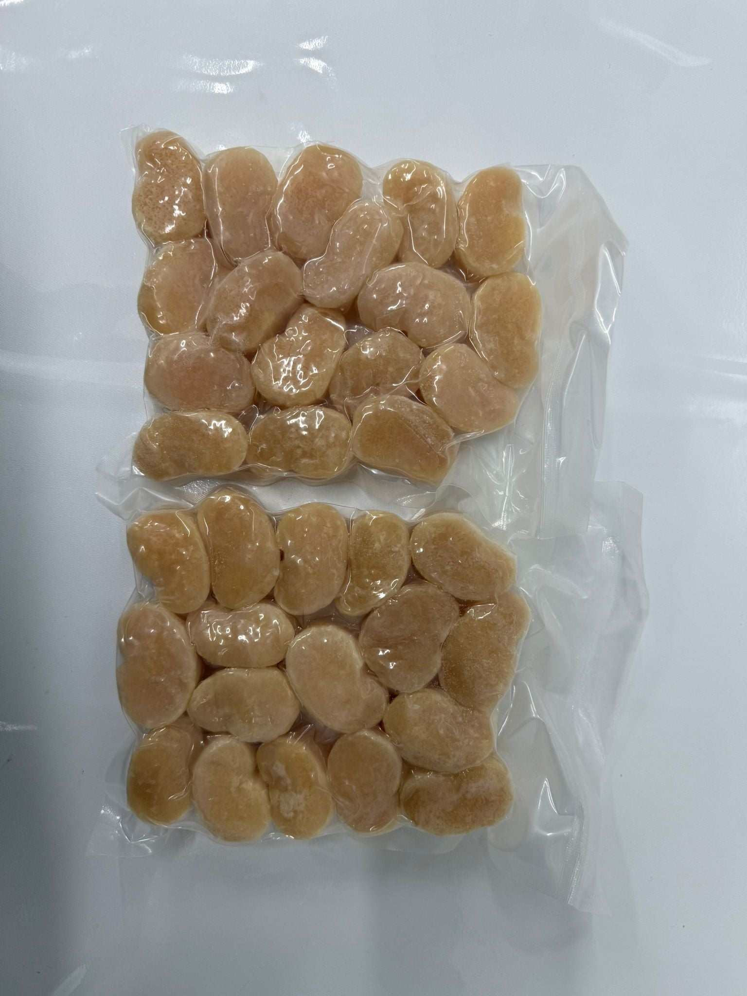 Frozen Sashimi Muki Tairagai, Shucked Pen Shell Scallop 1kg (31/40