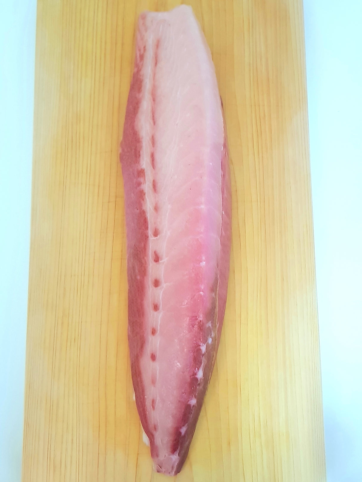 Sashimi Grade Buri, Amberjack Loin (500-700g)