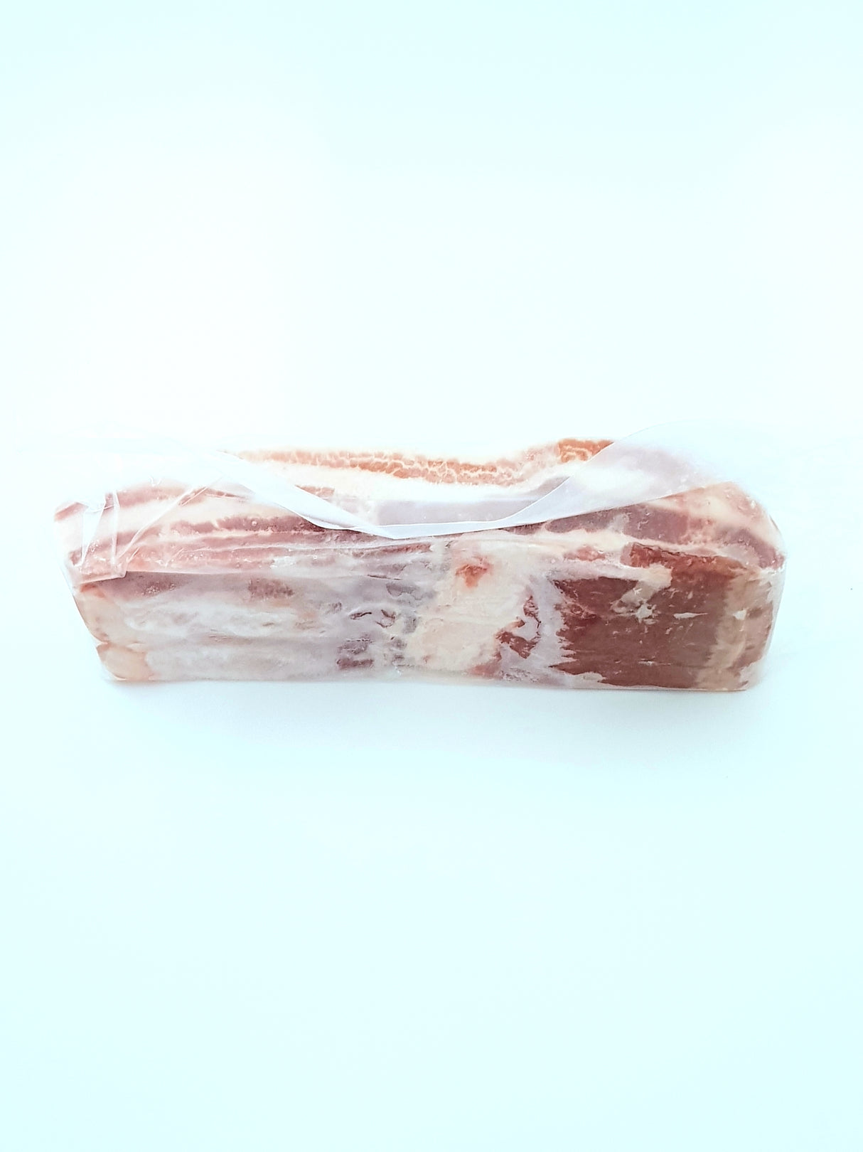 Hokkaido 'Yume no Daichi' Pork Belly - Block cut, BBQ, Roasting and Simmering (2kg)